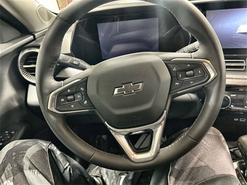 Used 2025 Chevrolet Trax ACTIV w/ Driver Confidence Package image 11