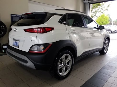 Used 2023 Hyundai Kona SEL image 23