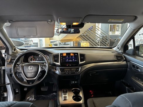 Used 2020 Honda Ridgeline Sport image 12