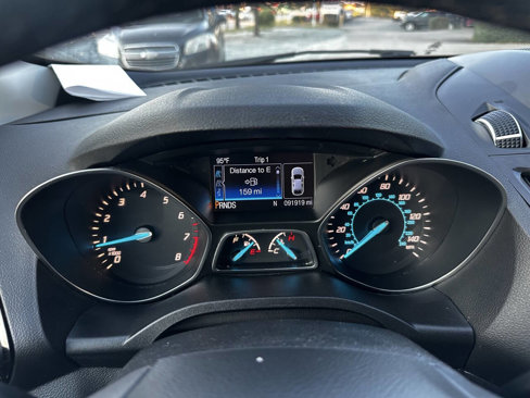 Used 2015 Ford Escape Titanium image 25