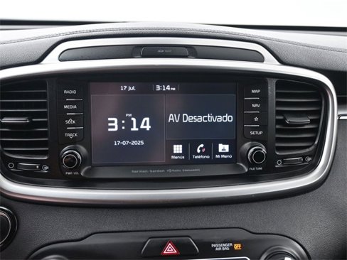 Used 2019 Kia Sorento SX image 6