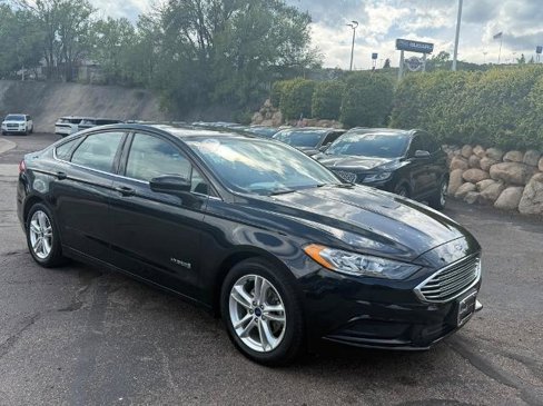 Certified 2018 Ford Fusion SE image 1