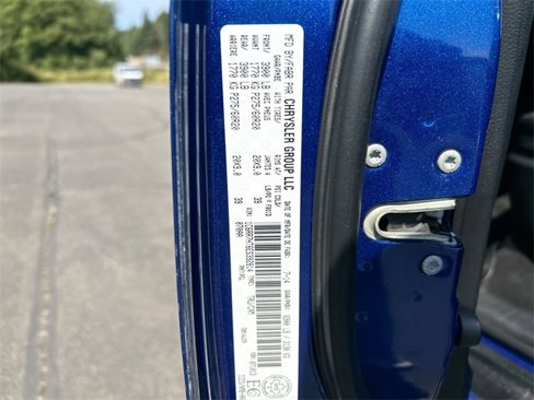 Used 2014 RAM 1500 Sport w/ Comfort Group image 32