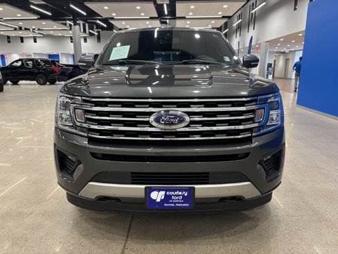 Used 2018 Ford Expedition Max XLT w/ Equipment Group 202A image 3