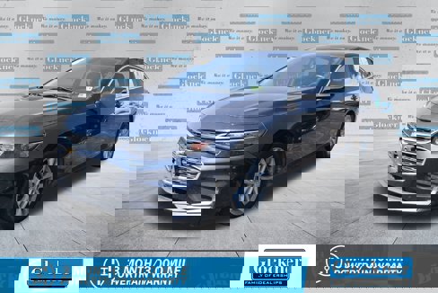 Used 2018 Chevrolet Malibu LT w/ Leather Package image 1