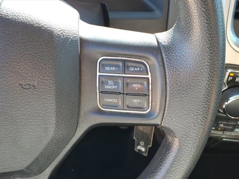 Used 2020 RAM 1500 Classic SLT image 28