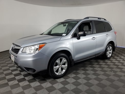 Used 2016 Subaru Forester 2.5i w/ Alloy Wheel Package image 8