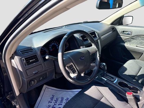 Used 2012 Ford Fusion SE image 10