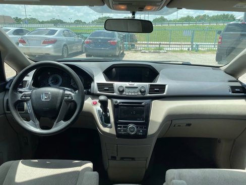 Used 2014 Honda Odyssey EX image 18