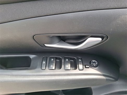 Used 2023 Hyundai Tucson SEL w/ Convenience Package image 10