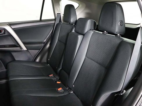 Used 2017 Toyota RAV4 LE image 26