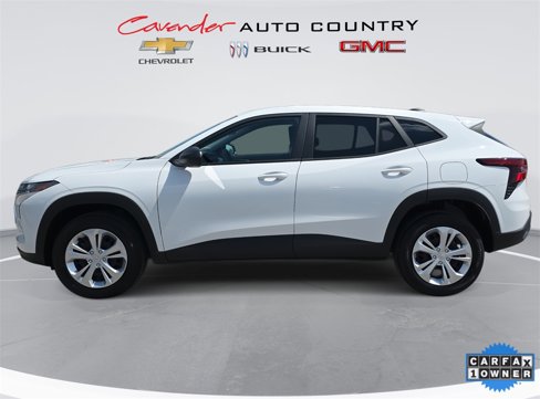 Used 2025 Chevrolet Trax LS w/ Driver Confidence Package image 5
