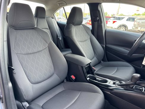 Used 2022 Toyota Corolla LE image 9