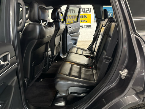 Used 2018 Jeep Grand Cherokee Limited image 26