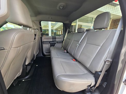 Used 2020 Ford F150 XL image 18