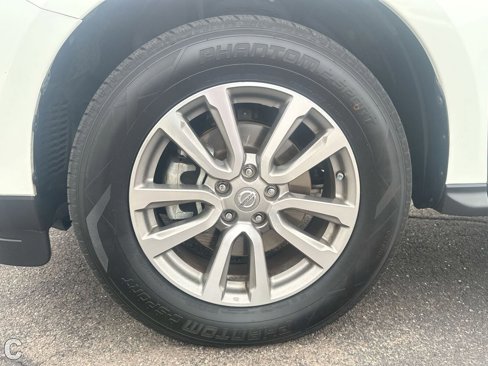 Used 2015 Nissan Pathfinder S image 29