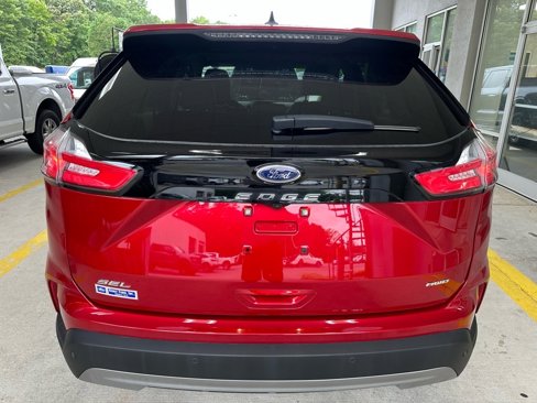 Used 2024 Ford Edge SEL w/ Convenience Package image 10