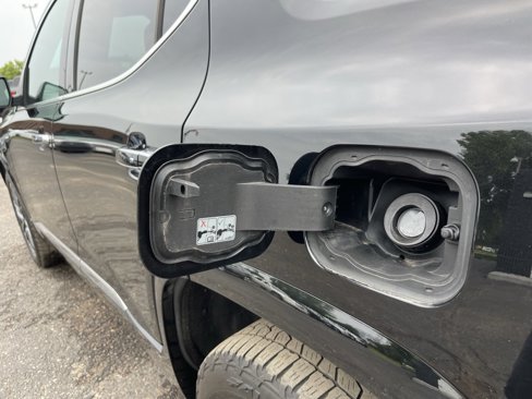 Used 2018 GMC Acadia Denali w/ Technology Package image 16