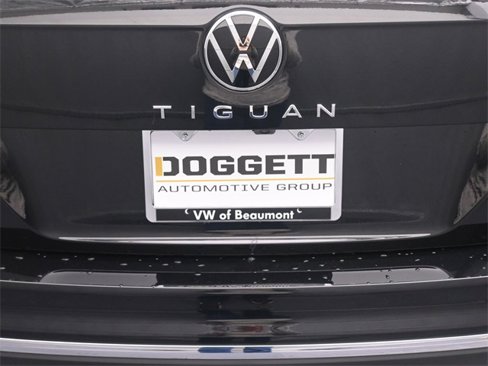 Used 2024 Volkswagen Tiguan SE image 14