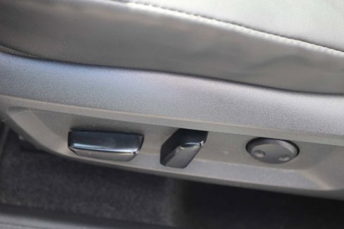 Used 2021 Nissan Rogue SV w/ Premium Package image 17