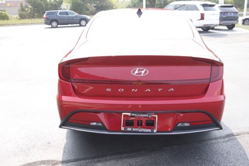 Used 2021 Hyundai Sonata SE image 4