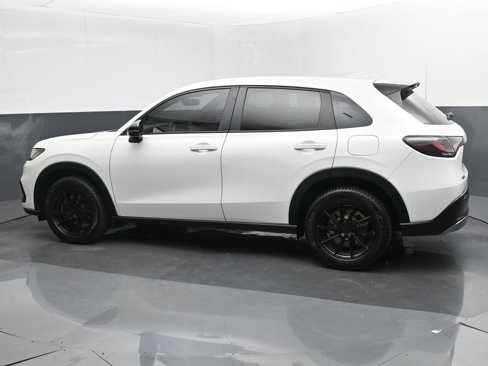 Used 2023 Honda HR-V Sport image 3