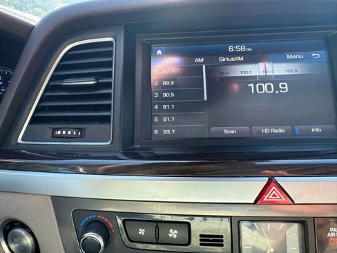 Used 2015 Hyundai Genesis 3.8 image 42