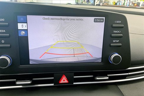 Certified 2025 Hyundai Elantra SE image 23