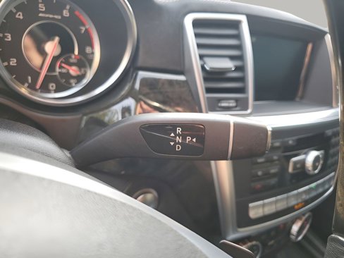 Used 2013 Mercedes-Benz GL 63 AMG 4MATIC image 31