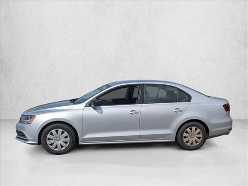 Used 2016 Volkswagen Jetta S image 5