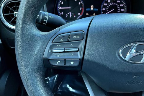Used 2022 Hyundai Kona SEL image 23