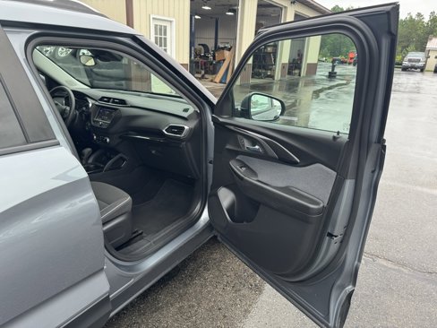 Used 2022 Chevrolet TrailBlazer LT image 36