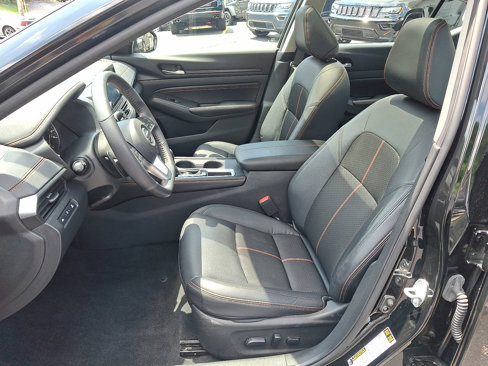 Used 2022 Nissan Altima 2.0 SR image 14