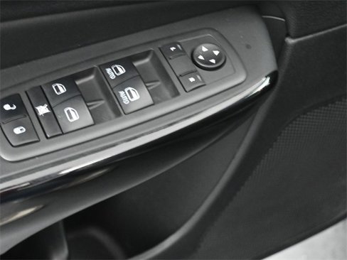 Used 2021 Jeep Cherokee Latitude Plus image 21