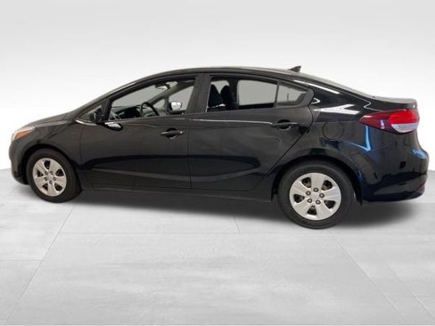 Used 2018 Kia Forte LX image 3