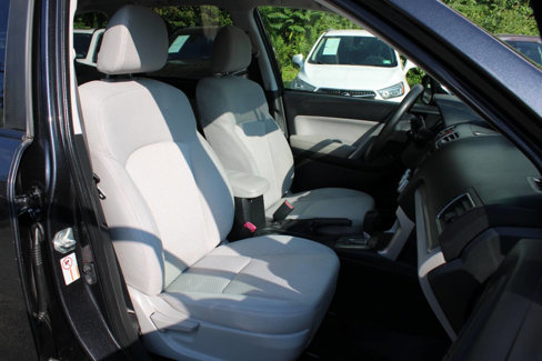 Used 2016 Subaru Forester 2.5i Premium w/ All-Weather Package image 31