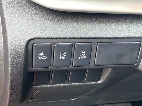New 2024 Mitsubishi Eclipse Cross LE image 12