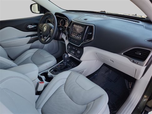 Used 2021 Jeep Cherokee Latitude Lux w/ Comfort/Convenience Group image 30