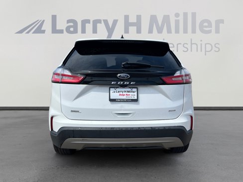 Used 2024 Ford Edge SEL image 4