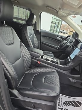 Used 2024 Ford Edge Titanium image 8