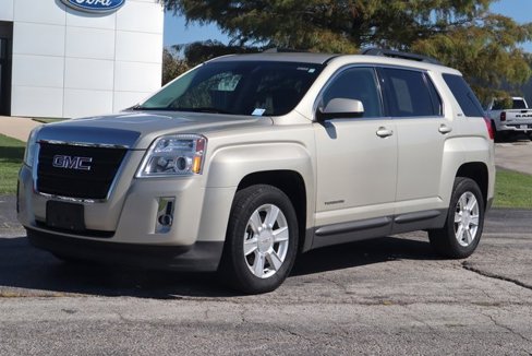 Used 2013 GMC Terrain SLT image 2