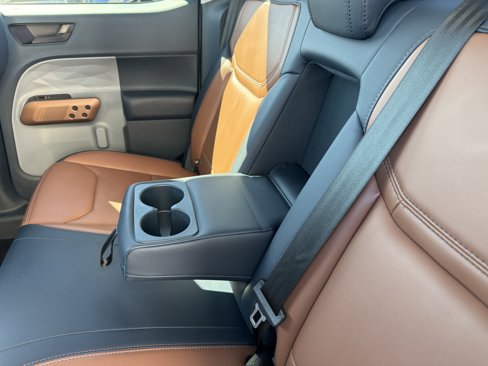Used 2023 Ford Maverick Lariat image 16