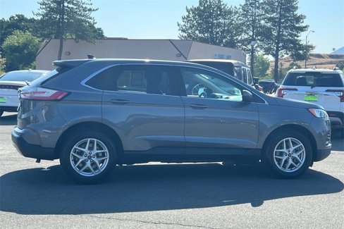 Used 2022 Ford Edge SEL image 8