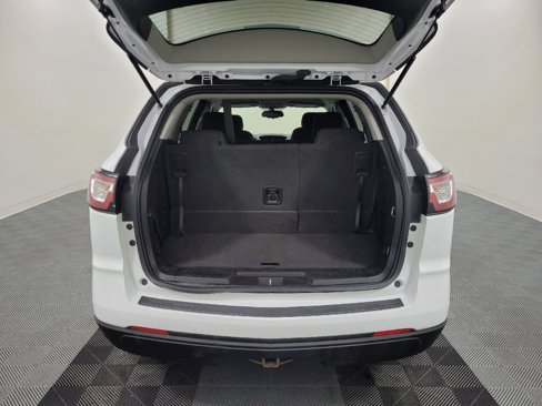 Used 2017 Chevrolet Traverse LT w/ Style and Technology Package image 29