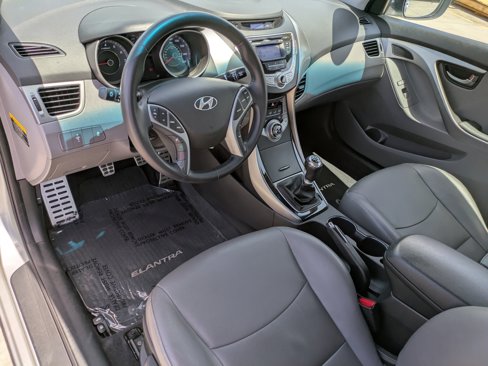 Used 2013 Hyundai Elantra SE image 14