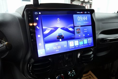 Used 2015 Jeep Wrangler Unlimited Sahara image 26