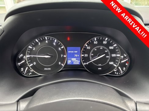 Used 2020 Nissan Armada SL w/ Premium Package image 10