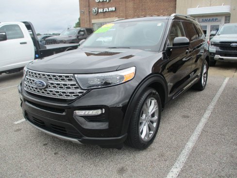Used 2023 Ford Explorer Limited image 3
