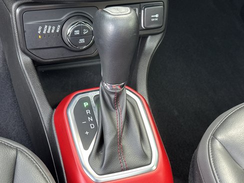 Used 2021 Jeep Renegade Trailhawk w/ Sun & Sound Group image 37