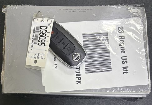 Used 2023 Nissan Rogue SV image 49